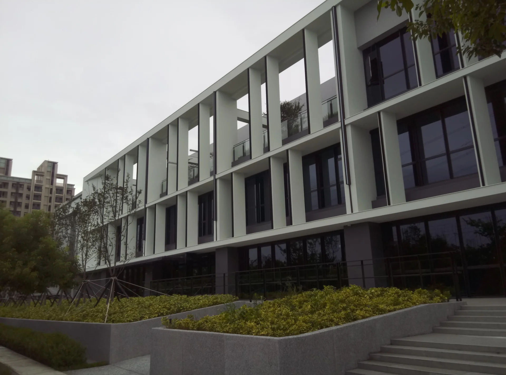 國泰人壽烏日大樓