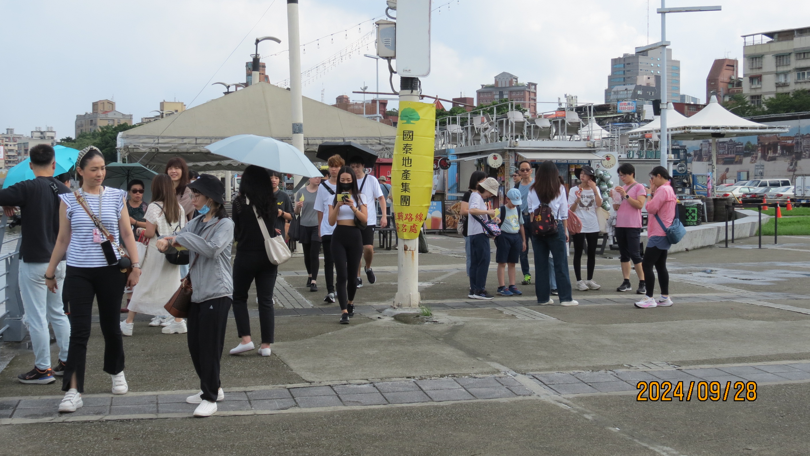 1130928-02.JPG (1.20 MB)