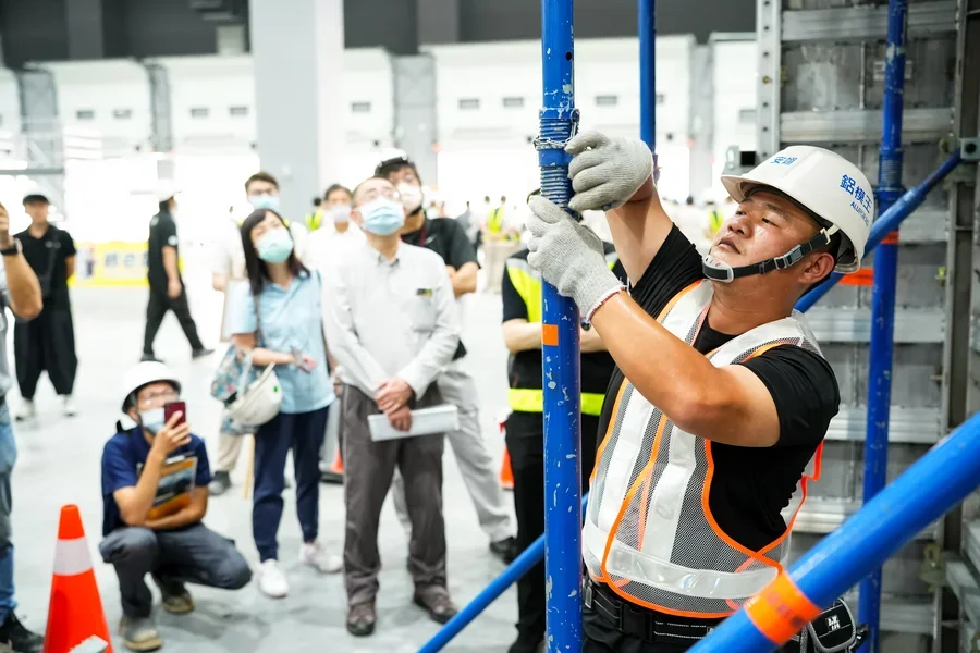 圖片說明：鋁模板系統式規劃與模板支撐配置演練。