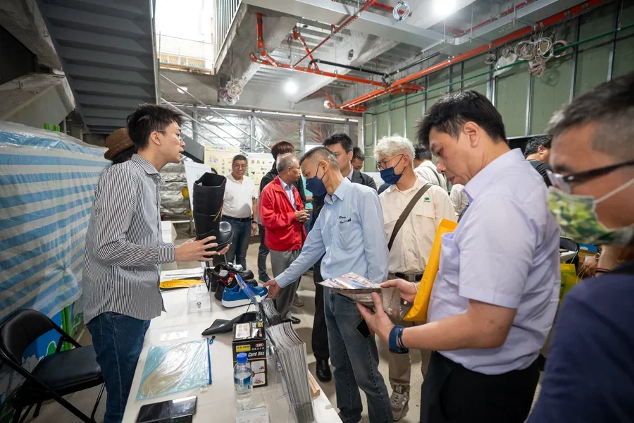 圖片說明：安全鞋展示(允禾發)。