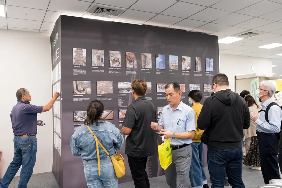 圖片說明：攝影展示區人氣獎投票區。